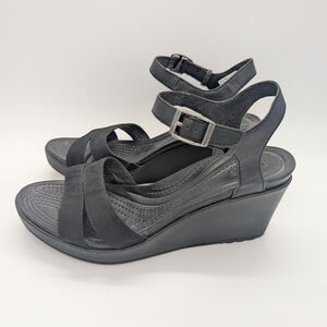 Crocs Leigh Wedge Sandals Strappy Black Women's Size 9 Resort Comfort Minimalist